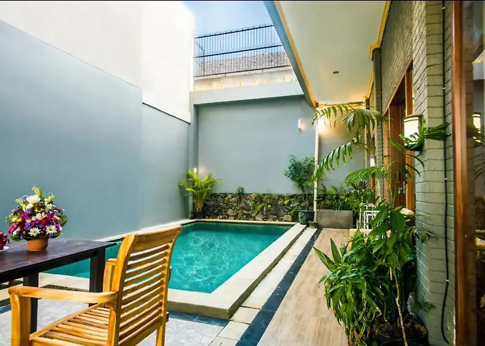 Canggu Ocean House Purple, Shared Pool - By Walk To The Beach! Canggu (Bali)